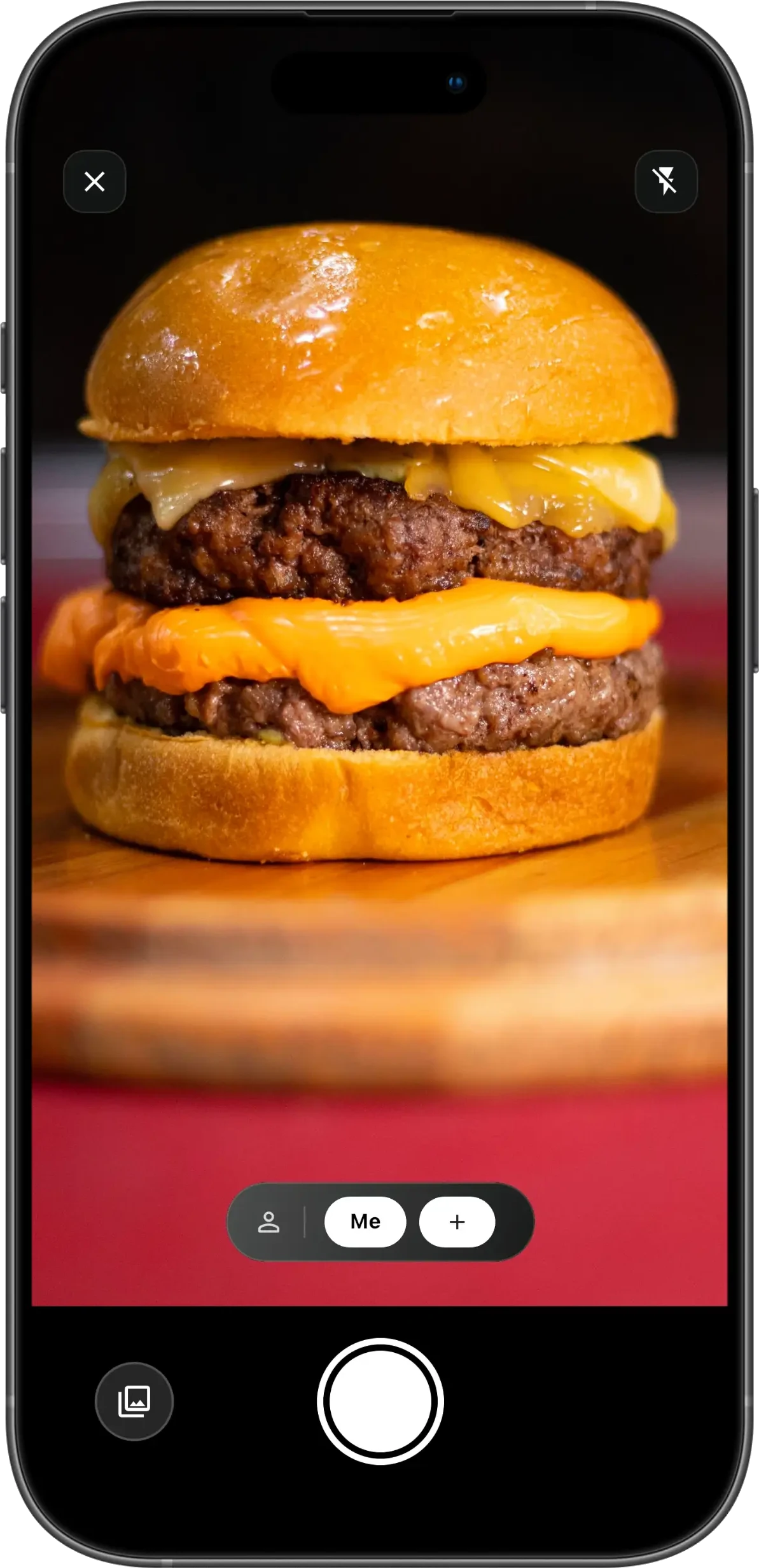 Wellew app interface showing instant food recognition from a photo of a meal